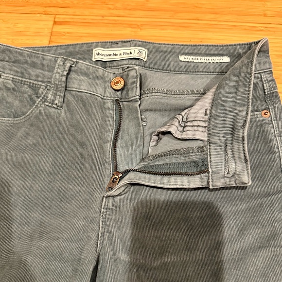 Abercrombie&Fitch Super Skinny Corduroy Jeans Size 26 - Picture 7 of 8